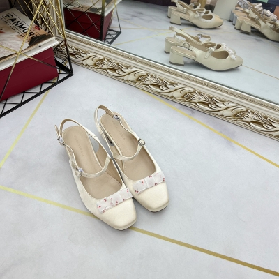 Sandalias románticas de encaje con perlas y tacón grueso versátiles para mujeres y novias N39