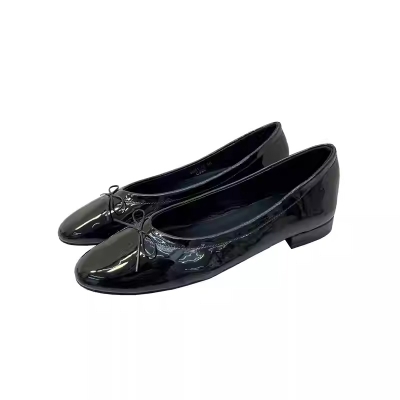 Zapatos planos minimalistas de charol inspirados en el ballet con detalle de lazo suave para mujer N27