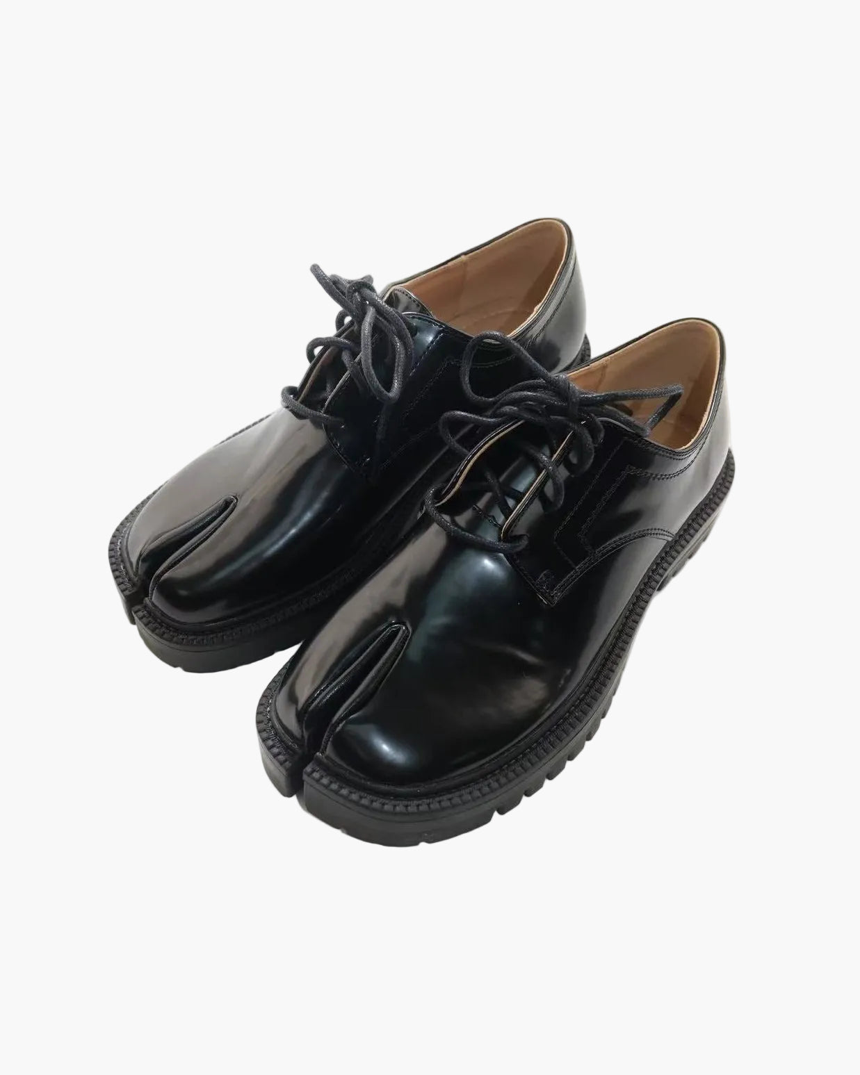 Mocassins Tabi &agrave; lacets et talon &eacute;pais
