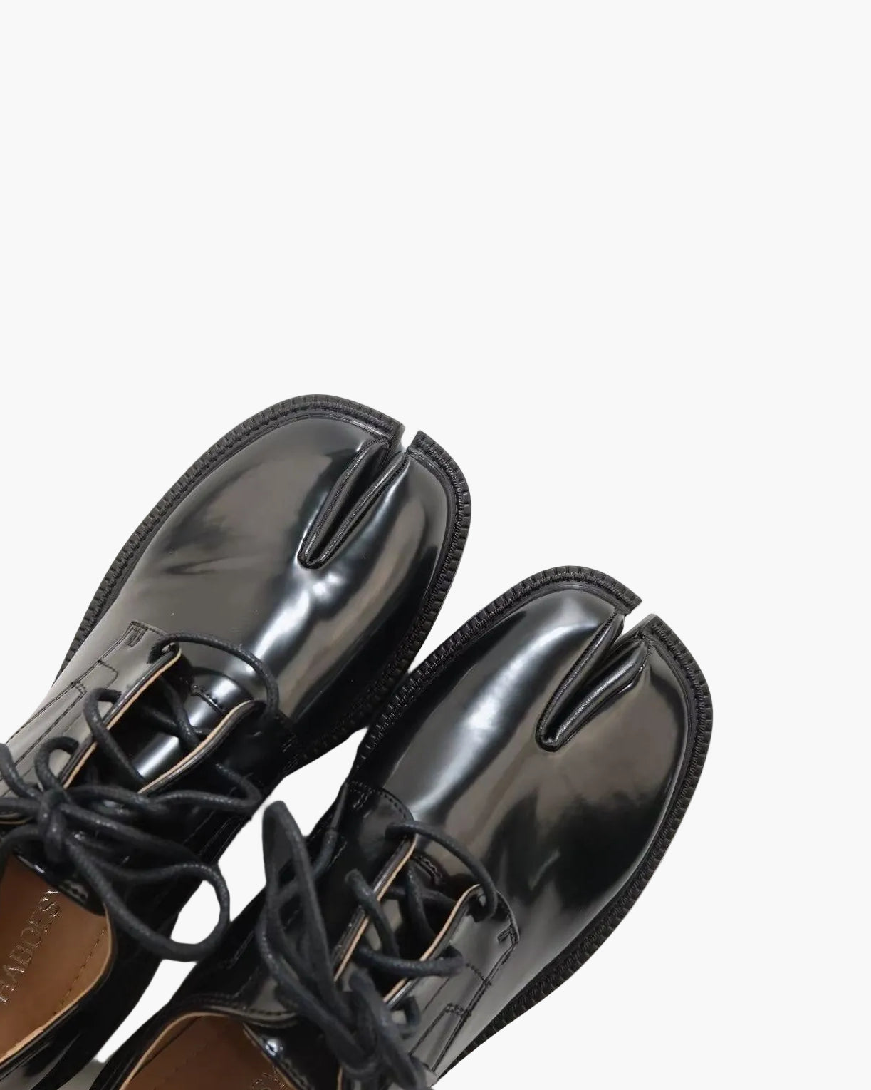Mocassins Tabi &agrave; lacets et talon &eacute;pais