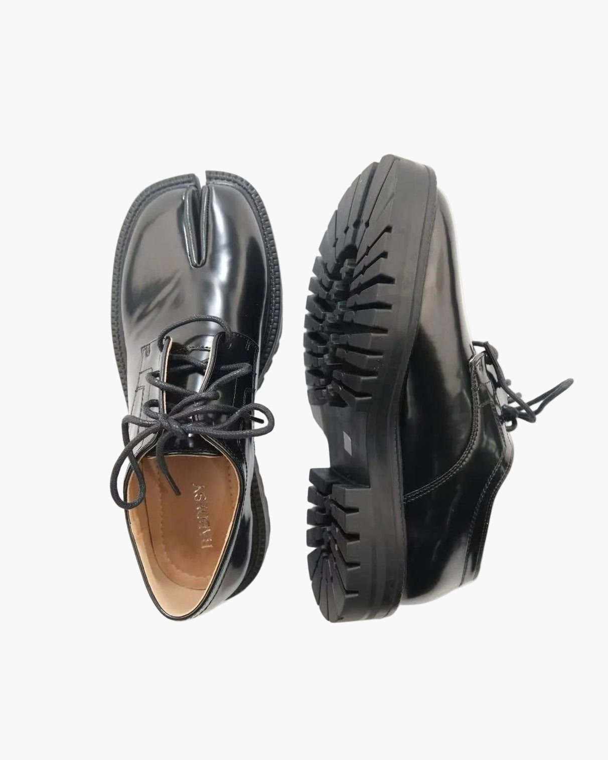 Mocassins Tabi &agrave; lacets et talon &eacute;pais