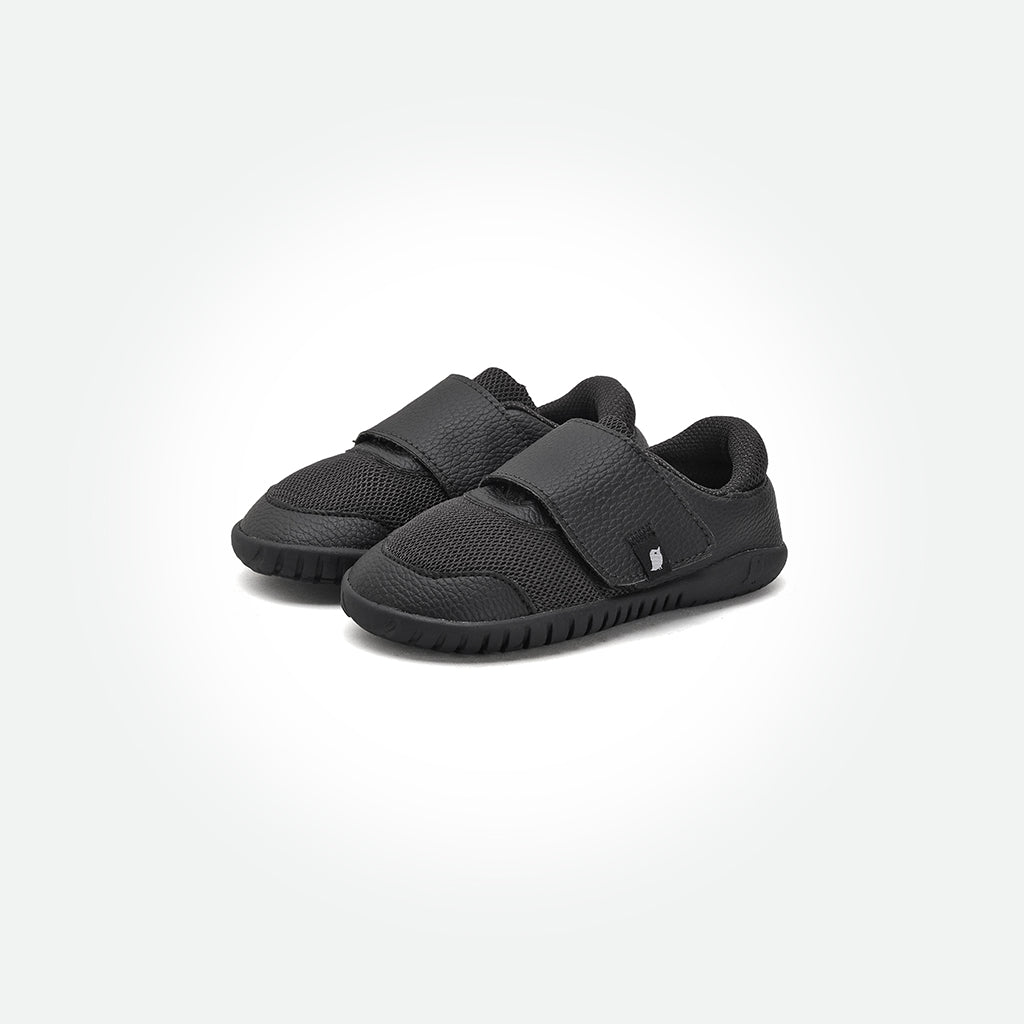 Poco Barfu&szlig;-Sneaker &ndash; Schwarz auf Schwarz
