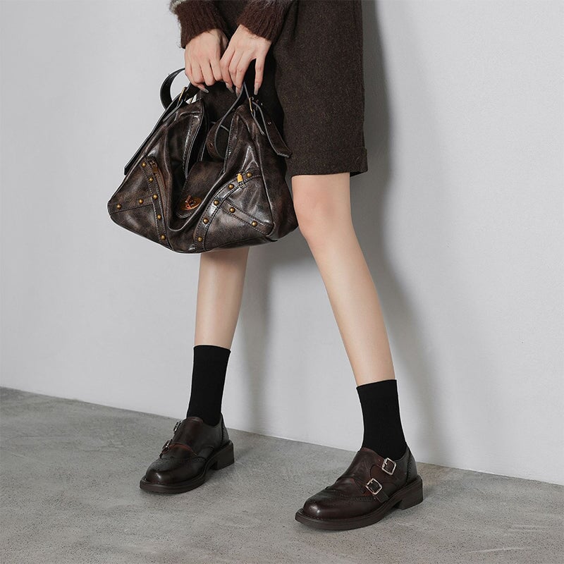 Handgefertigte Brogue-Loafer aus Leder mit doppeltem Riemen f&uuml;r Damen in Braun/Schwarz