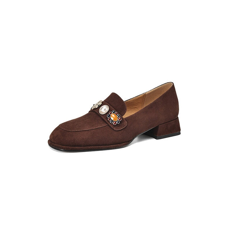 Mocasines de ante para mujer con detalles de perlas y punta redonda en marr&oacute;n/negro