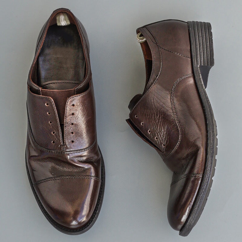 Goodyear klassieke oxfordschoenen van kalfsleer voor dames met rubberen zool in bruin/koffiekleur.