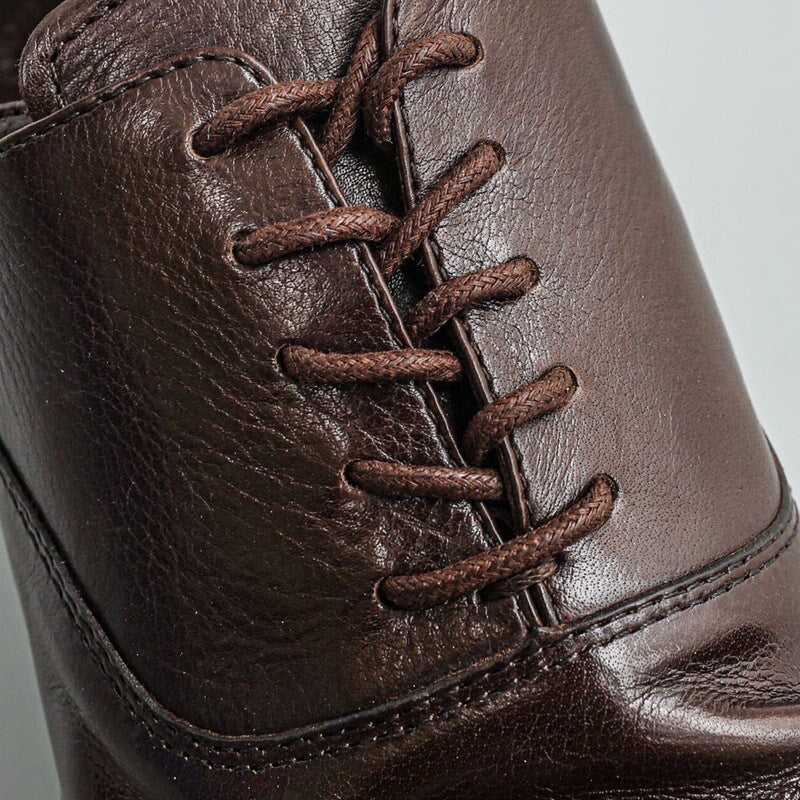 Goodyear klassieke oxfordschoenen van kalfsleer voor dames met rubberen zool in bruin/koffiekleur.