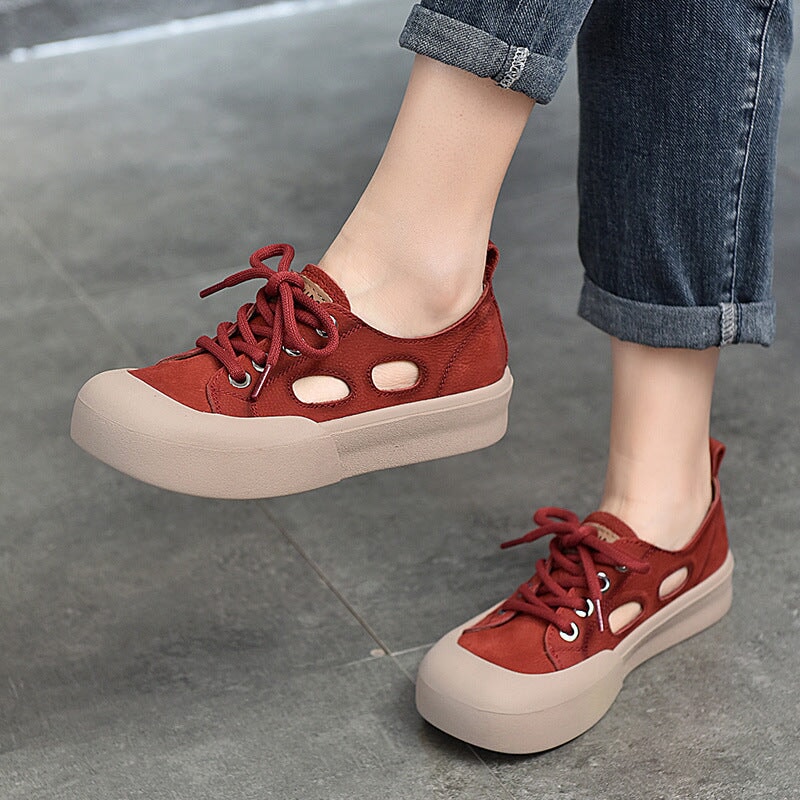 Leder-Sneaker f&uuml;r Damen, niedrig geschnitten, mit Schn&uuml;rung und Cut-Outs in Gelb/Rot/Beige