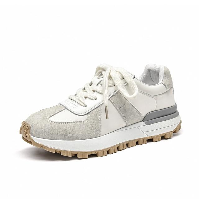 Casual sneakers voor dames van su&egrave;de leer met patchwork in gemengde kleuren, vetersluiting, ronde neus, platformzool, handgemaakte platte schoenen