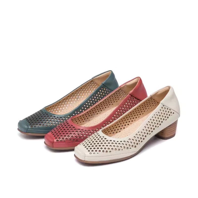 Handgemaakte leren pumps met vierkante neus en 4 cm blokhak in beige/groen/rood, modieuze stijl.