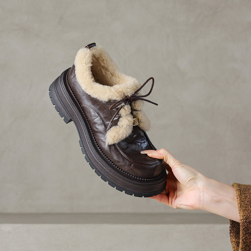 Winterse platform Oxford schoenen met ruige details, vetersluiting, casual schoenen van schapenvachtleer in zwart/bruin.