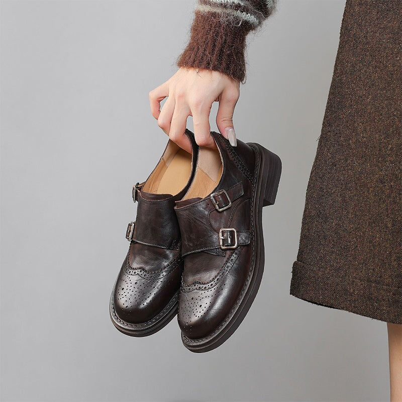 Handgefertigte Brogue-Loafer aus Leder mit doppeltem Riemen f&uuml;r Damen in Braun/Schwarz