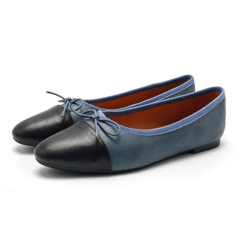 Handgemaakte platte schoenen van schapenvacht voor dames, verkrijgbaar in 10 verschillende kleuren.