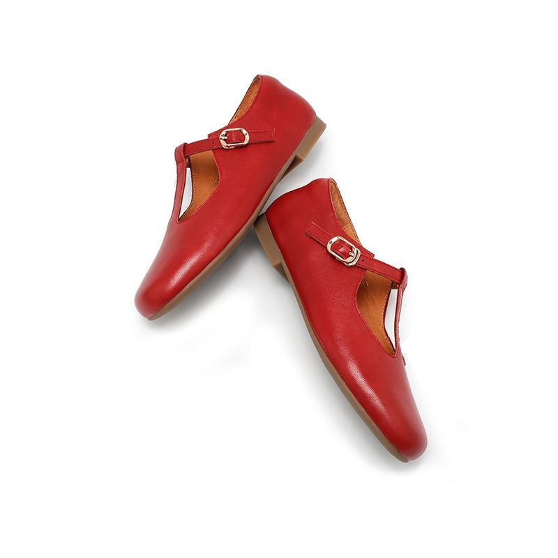 Weiche, pflanzlich gegerbte Mary-Jane-Ballerinas aus Lammleder mit T-Riemen in den Farben Cameo Braun/Kaffee/Rot/Schwarz