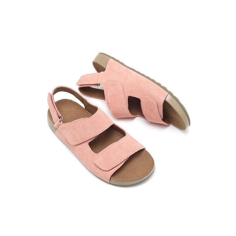 Damessandalen met dubbele klittenbandsluiting, slingback, voetbed van su&egrave;de en open tenen, verkrijgbaar in 5 kleuren.