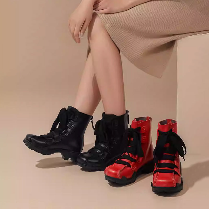 Handgemaakte leren winterlaarzen voor dames met ritssluiting aan de achterkant in zwart/geel/rood, op maat gemaakt in diverse kleuren.