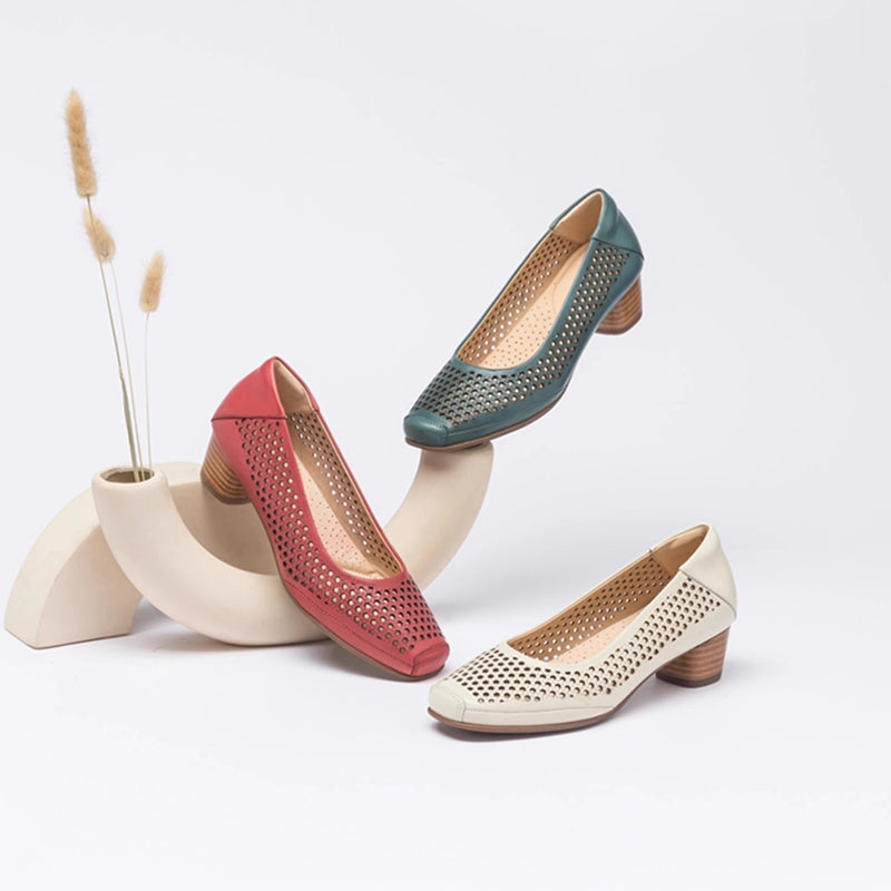 Handgemaakte leren pumps met vierkante neus en 4 cm blokhak in beige/groen/rood, modieuze stijl.