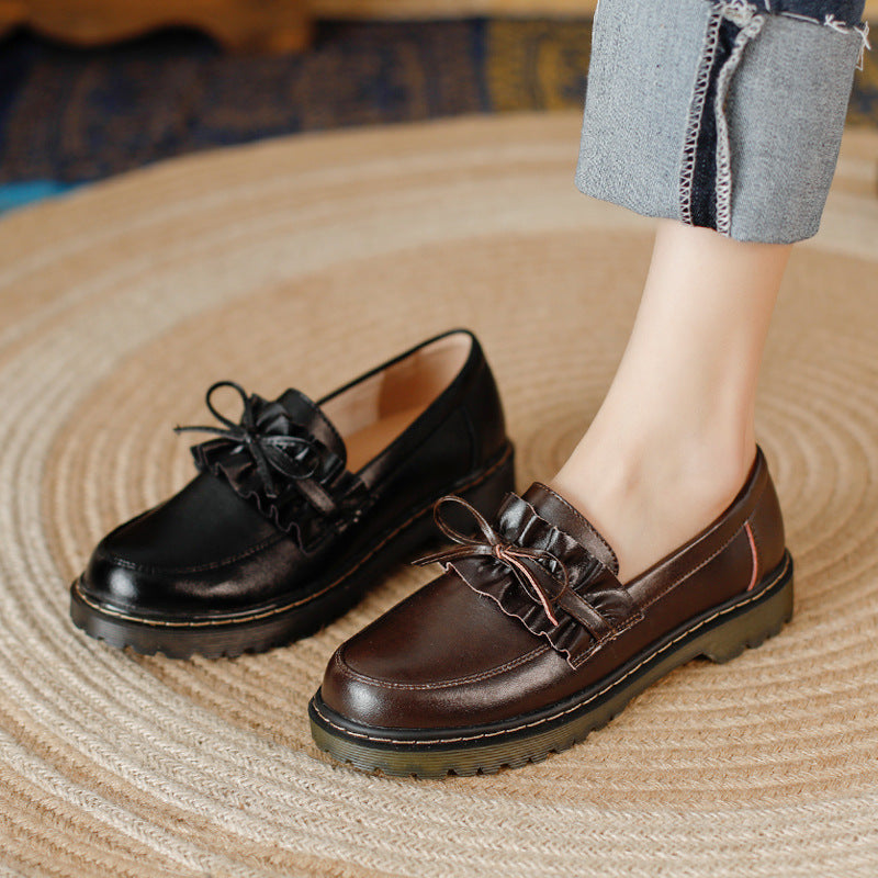 Damen-Loafer aus Leder mit runder Zehenpartie, Schleife und R&uuml;schenbesatz