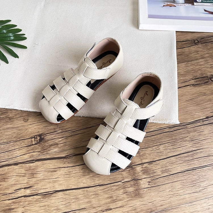 Sandalias de pescador cerradas de piel suave para mujer: informales y transpirables.