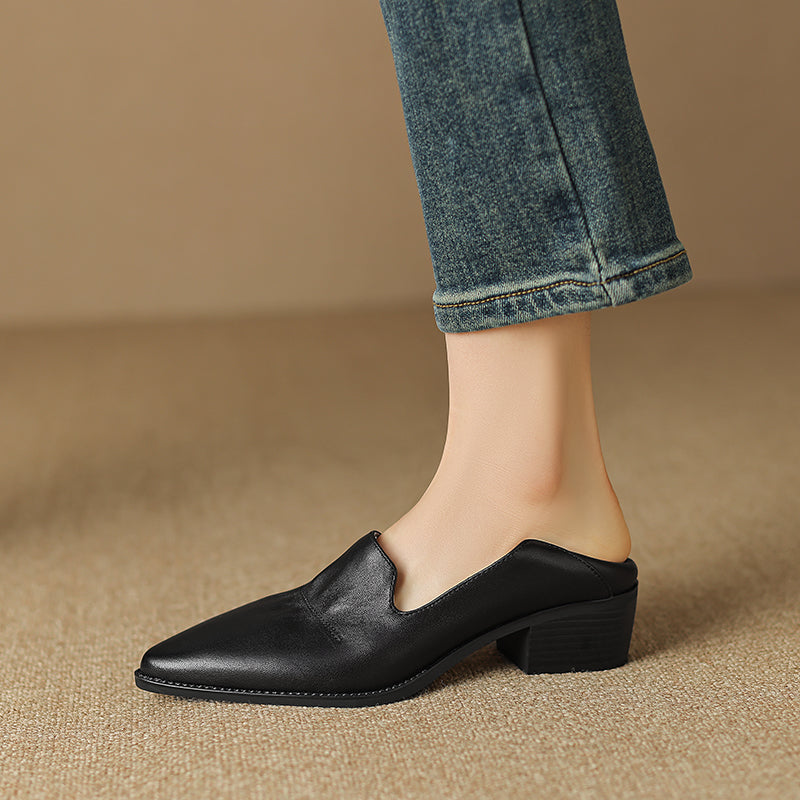 Handgefertigte Damen-Loafer mit spitzer Zehenpartie und Blockabsatz