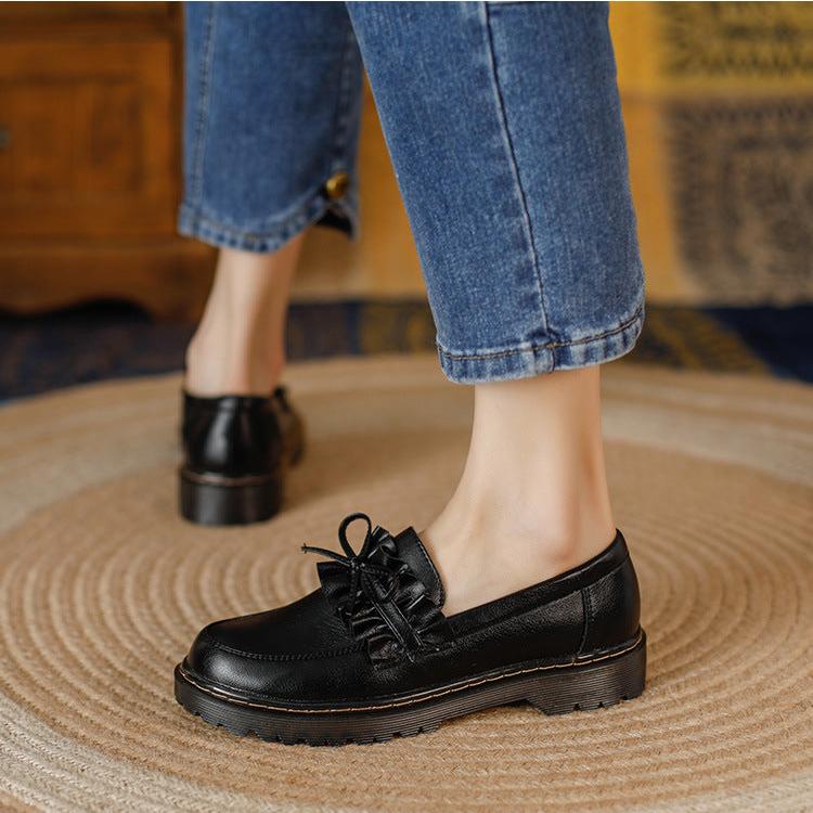 Damen-Loafer aus Leder mit runder Zehenpartie, Schleife und R&uuml;schenbesatz