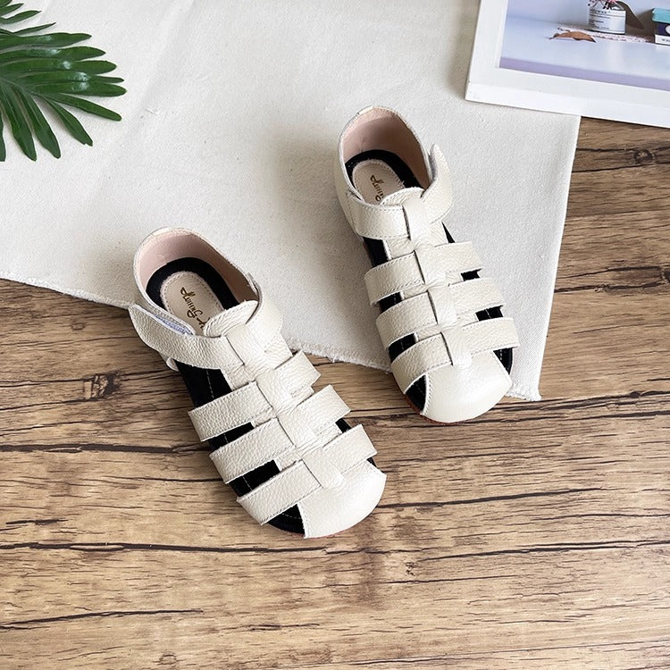 Sandalias de pescador cerradas de piel suave para mujer: informales y transpirables.