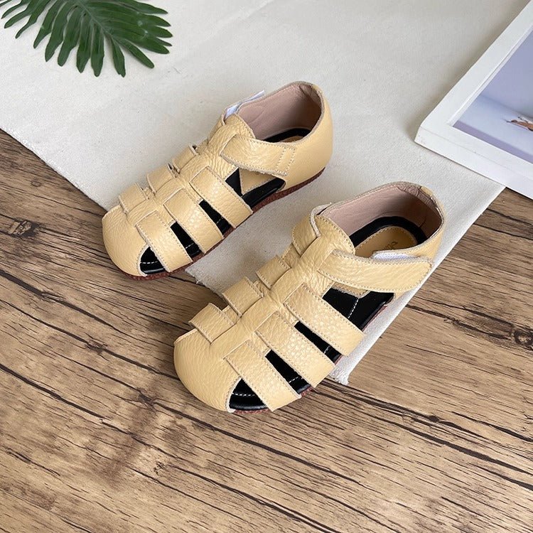 Sandalias de pescador cerradas de piel suave para mujer: informales y transpirables.