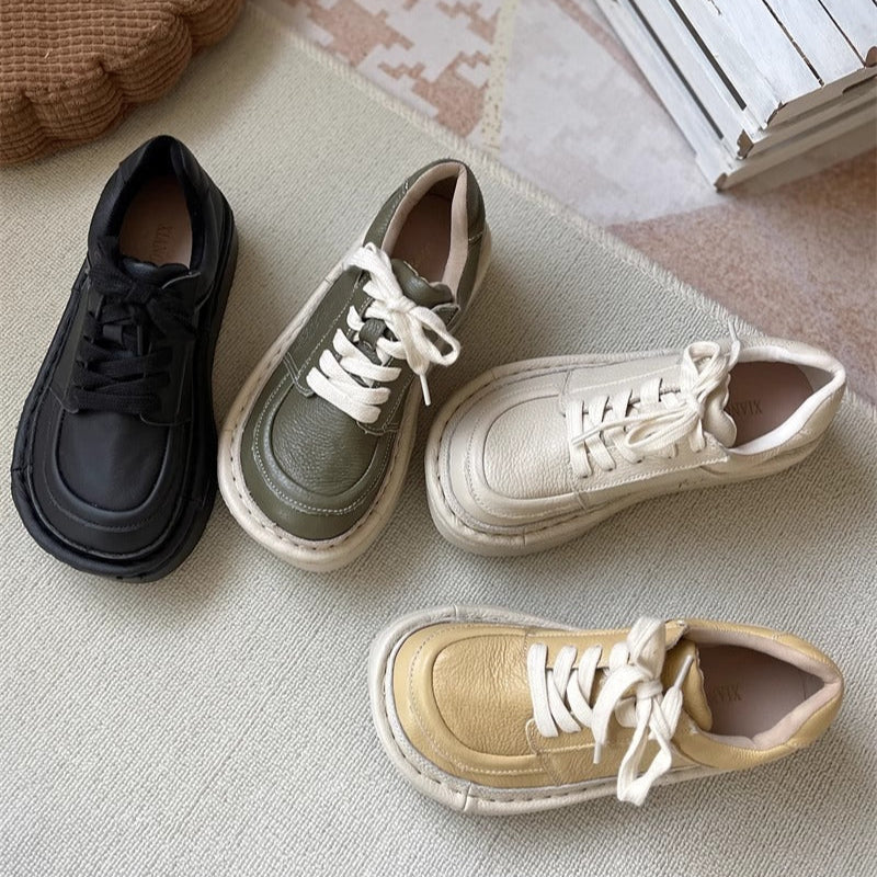 Chaussures d&eacute;contract&eacute;es basses &agrave; lacets et plateforme &eacute;paisse pour femmes &ndash; Style moche-mignon