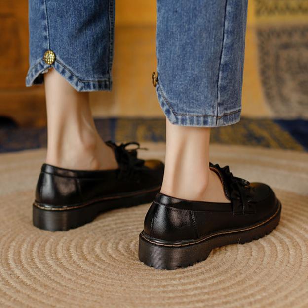 Damen-Loafer aus Leder mit runder Zehenpartie, Schleife und R&uuml;schenbesatz