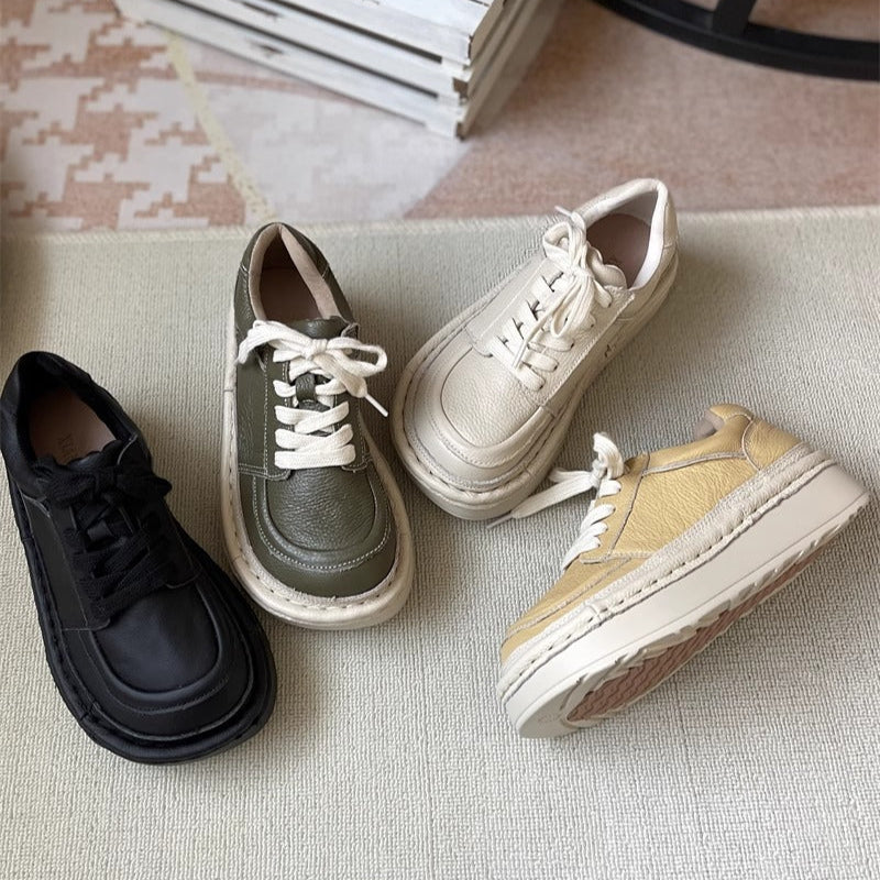 Chaussures d&eacute;contract&eacute;es basses &agrave; lacets et plateforme &eacute;paisse pour femmes &ndash; Style moche-mignon