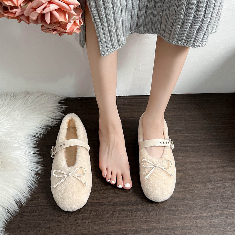 Mary-Jane-Slipper mit Kunstpelz, Schleife und integrierter Absatzverst&auml;rkung &ndash; Damenschuhe f&uuml;r den Winter