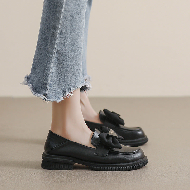 Damen-Loafer mit Blockabsatz und Schleife