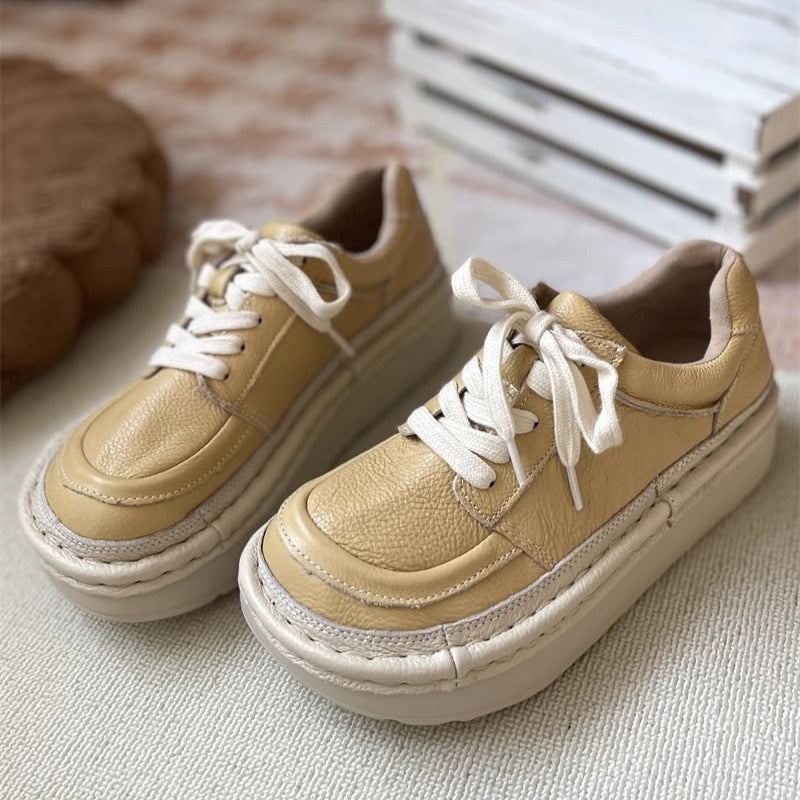 Chaussures d&eacute;contract&eacute;es basses &agrave; lacets et plateforme &eacute;paisse pour femmes &ndash; Style moche-mignon