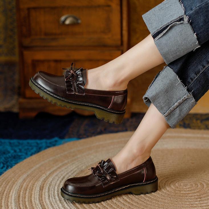 Damen-Loafer aus Leder mit runder Zehenpartie, Schleife und R&uuml;schenbesatz