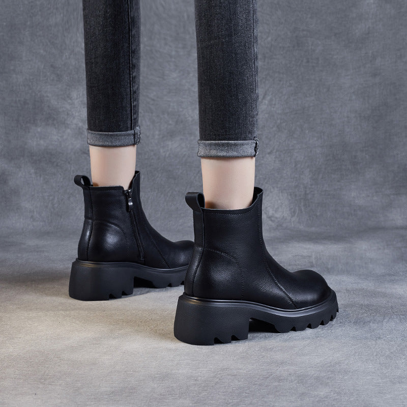 Bottines en cuir pour femme &ndash; Talon compens&eacute; mi-haut &eacute;pais avec fermeture &eacute;clair lat&eacute;rale
