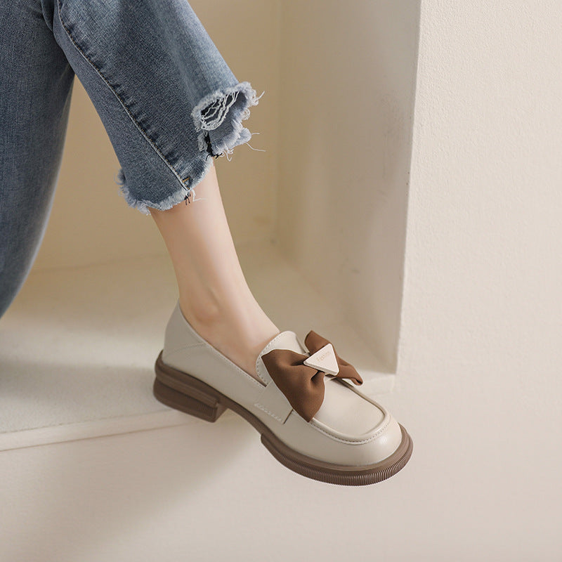 Damen-Loafer mit Blockabsatz und Schleife