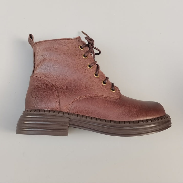 Bottes vintage pour femmes, bout large, en cuir et peau lain&eacute;e &ndash; Style hivernal confortable &agrave; la cheville