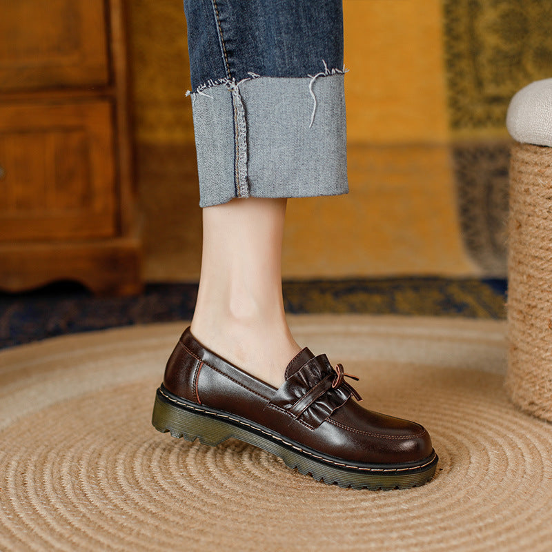 Damen-Loafer aus Leder mit runder Zehenpartie, Schleife und R&uuml;schenbesatz