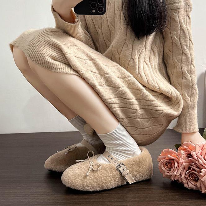 Mary-Jane-Slipper mit Kunstpelz, Schleife und integrierter Absatzverst&auml;rkung &ndash; Damenschuhe f&uuml;r den Winter