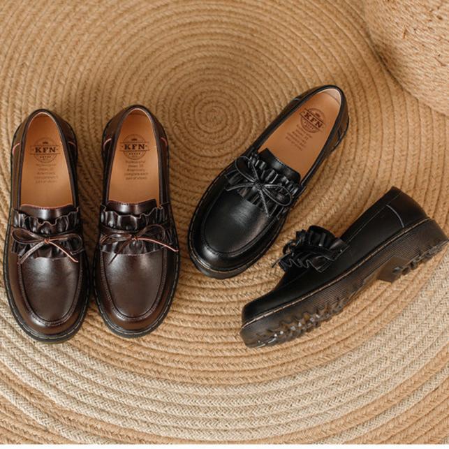Damen-Loafer aus Leder mit runder Zehenpartie, Schleife und R&uuml;schenbesatz