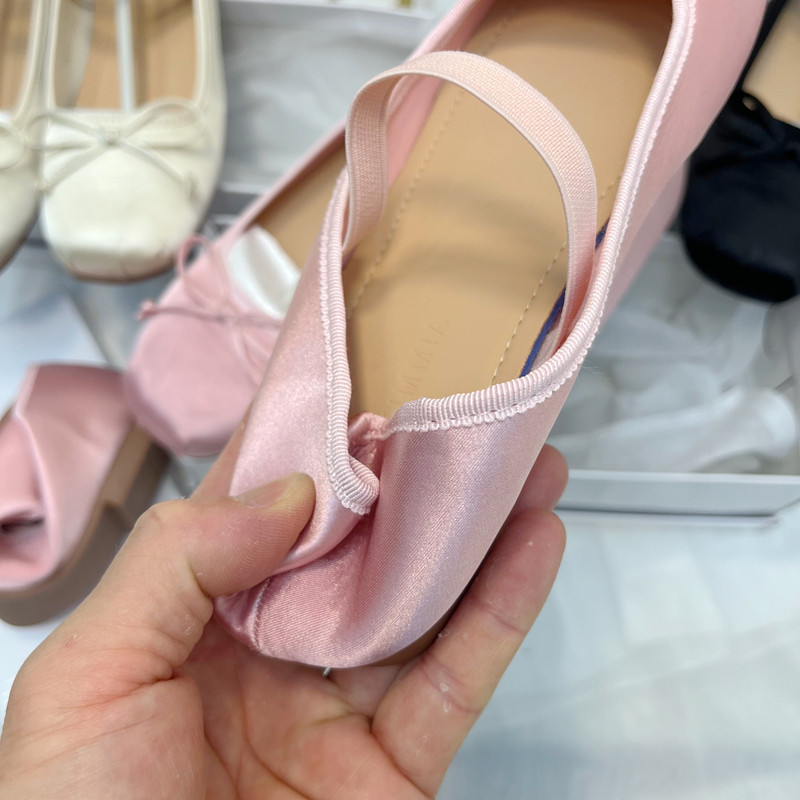 Ballerine in raso con fiocco decorativo &ndash; Morbide, flessibili e comode per tutti i giorni - N47