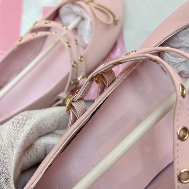 Ballerine con doppio cinturino e fiocco, modello Mary Jane, ideali per l'uso quotidiano - N16